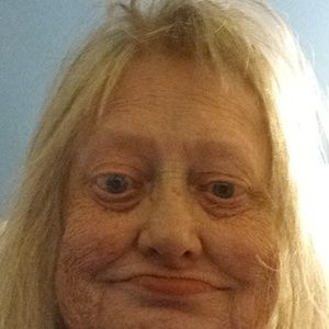 Meet your Posher, Lyn